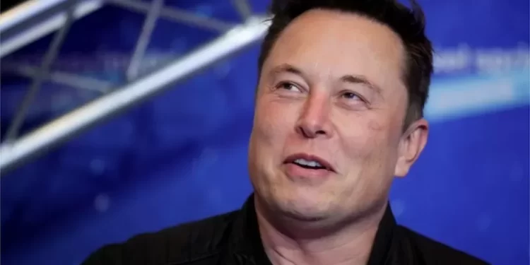 Elon Musk strikes deal to buy Twitter for $44bn
