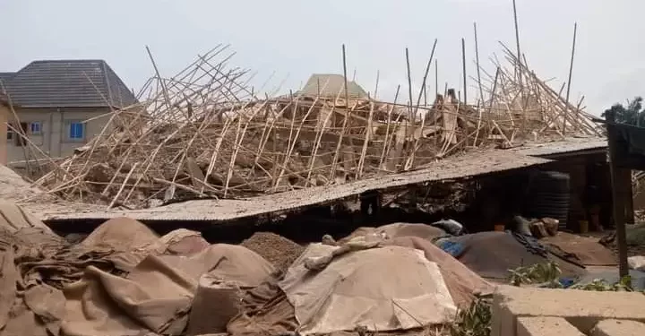 Anambra Govt seals Oba collapsed building, casualties yet unknown