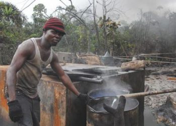 FG to begin livelihood program for artisanal refiners in Ogoniland