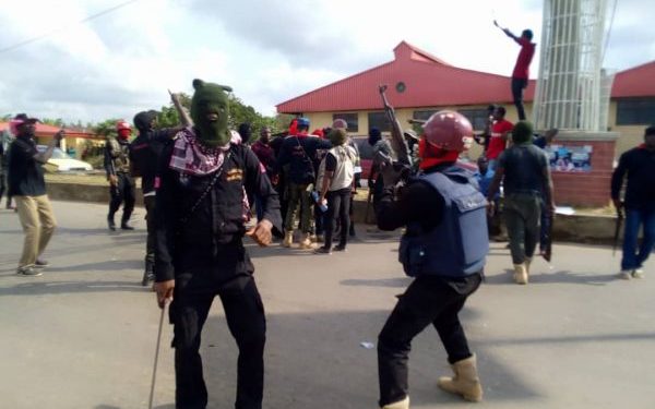Imo: Police stops intending protesters in Imo over permit