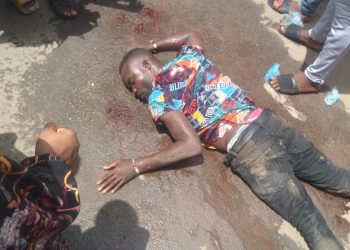 Alleged cellphone robber beaten to pulp in Owerri
