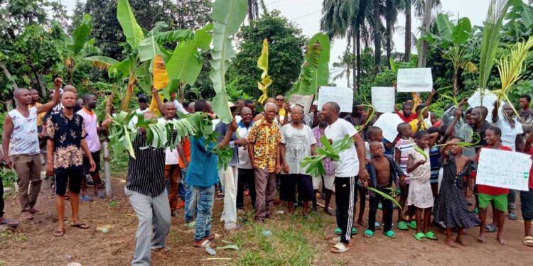 Okuku people decry land hijacking, intimidation by Lands Commissioner