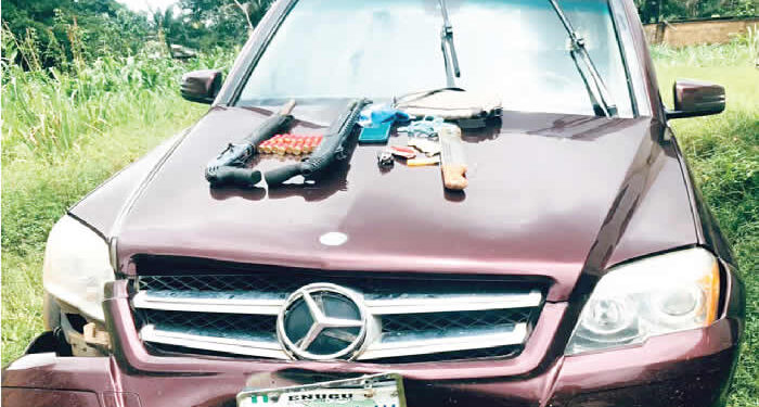 Anambra Police recovers guns, Mercedes SUV after chasing suspected kidnappers