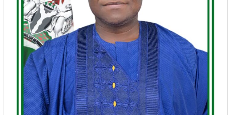 Federal lawmaker, Omego Bags award from ACSPN, Charges Communication Scholars on Dedication and commitment