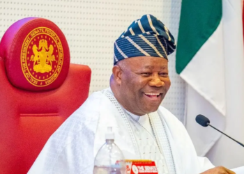 Akpabio told to resign or face impeachment