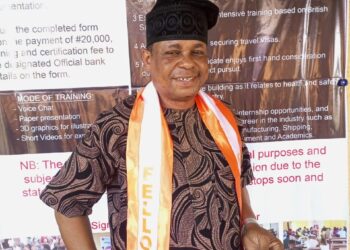 OSHAssociation-UK advises people on safety, holds health, safety training