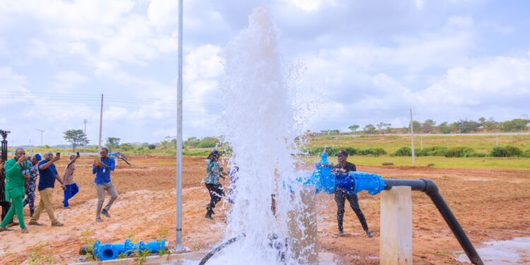 Mbah inaugurates 120m liters per day water scheme in Enugu
