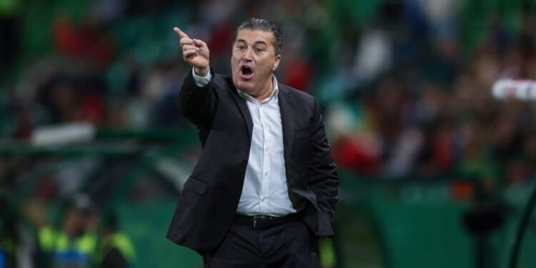 Nigeria’s Disappointing World Cup Qualifiers: Is it Time to Bid Farewell to Coach José Peseiro?