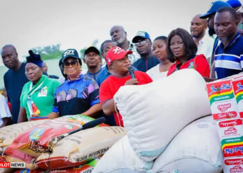 2,000 flood victims in Ebonyi receive relief materials