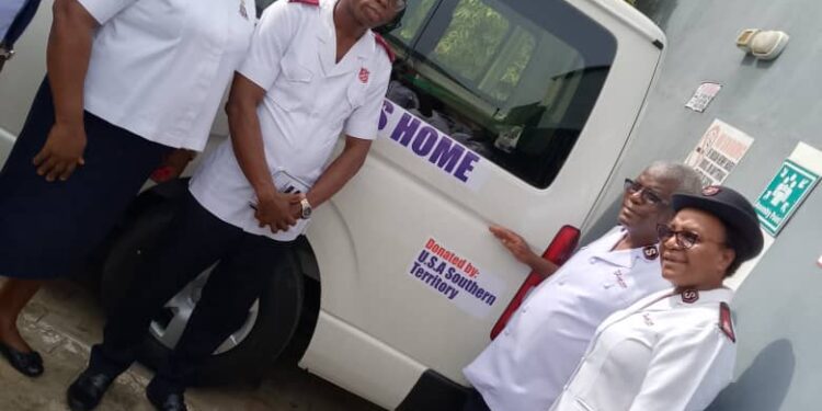 Salvation Army, USA donates Toyota Hiace bus to Akai Children’s Home Akwa Ibom