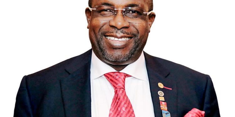 Anambra Born Philantropist, Sir Offor donates N100m endowment to UNN