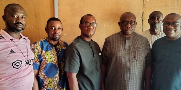 Anambra community condemns assault of EEDC, pleads for forgiveness