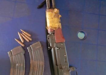 Security operatives in Anambra foil kidnap attempt, arrest suspects, recover arms