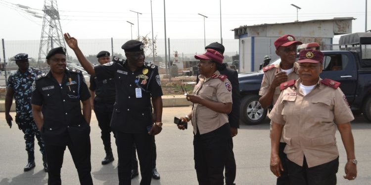 Yelutide: Police, FRSC partner to ensure free of traffic, anti crime patrol operations