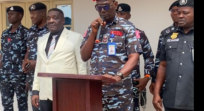 Police burst child trafficker in Anambra, arrest suspects, fake doctor
