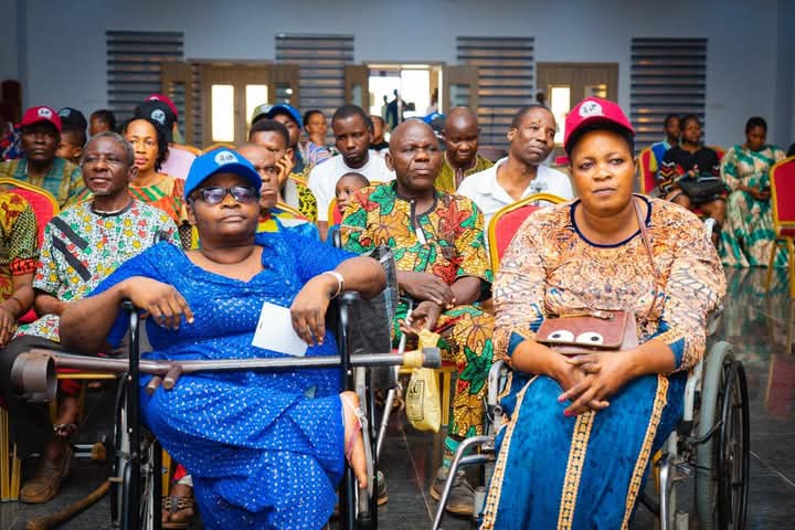 In Anambra, 250 Persons With Disabilities Recieve 200,000 Grants From Sen Tinubu’s RHI